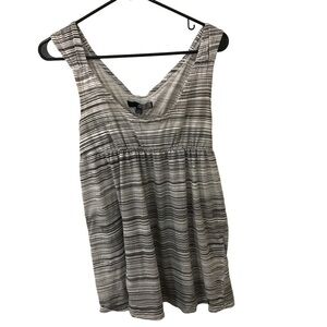 3/$15 Volcom girls junior black white stripe sleeveless blouse